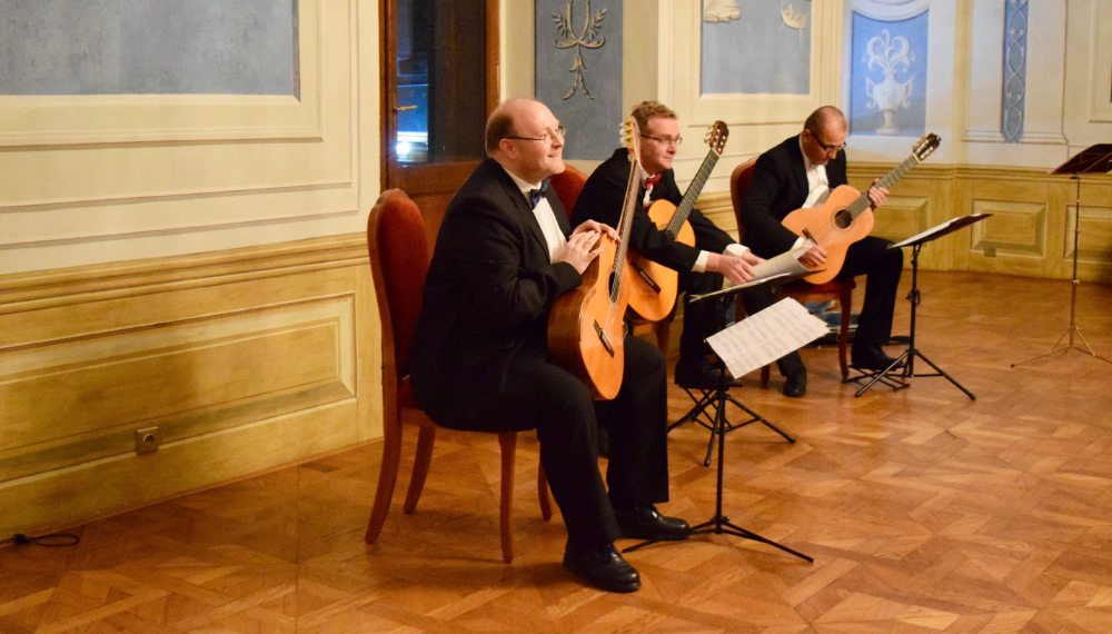 Guitar Arte Trio & Alexandr Fesjuk 